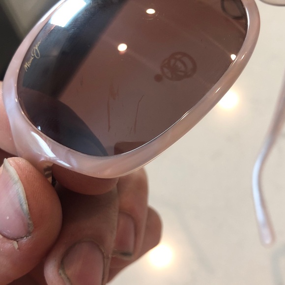 Maui Jim Rainbow Falls Sunglasses - Picture 9 of 10